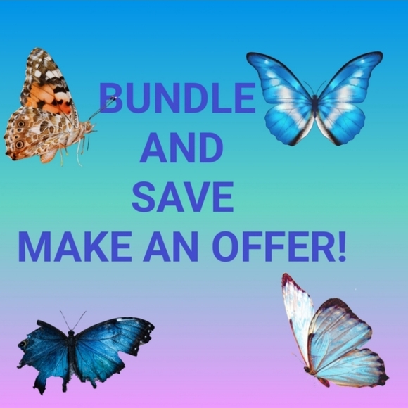 Torrid lightweight floral top size 2 quarter length sleeves blue red Spring - Picture 9 of 10